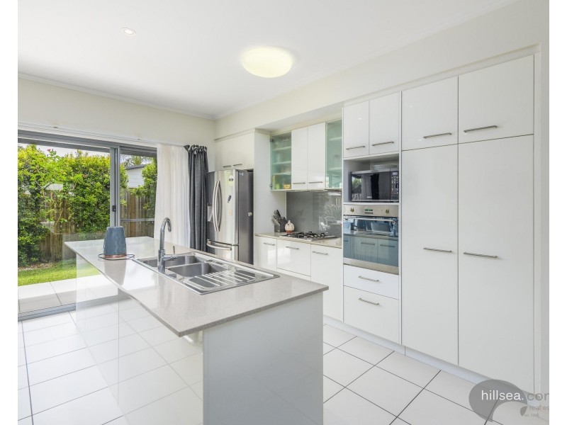 27/1 Manacor Place, Coombabah QLD 4216