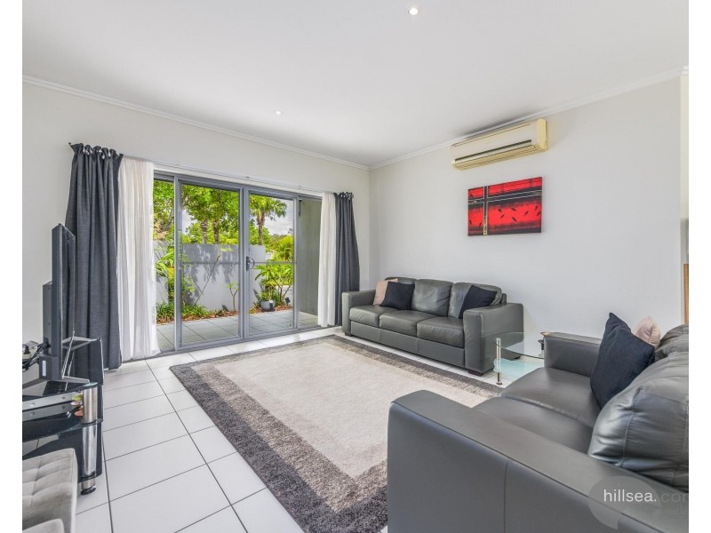 27/1 Manacor Place, Coombabah QLD 4216