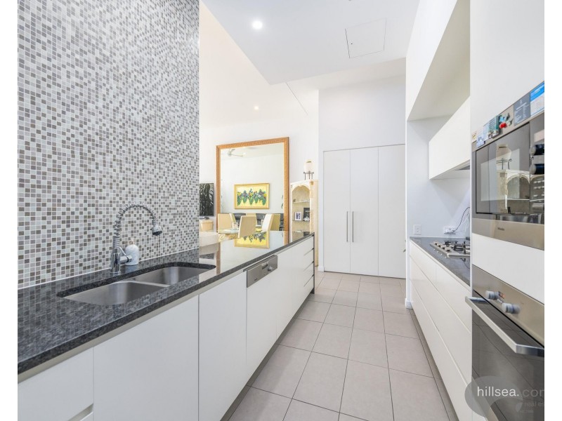 6101/6 Marina Promenade, Paradise Point QLD 4216