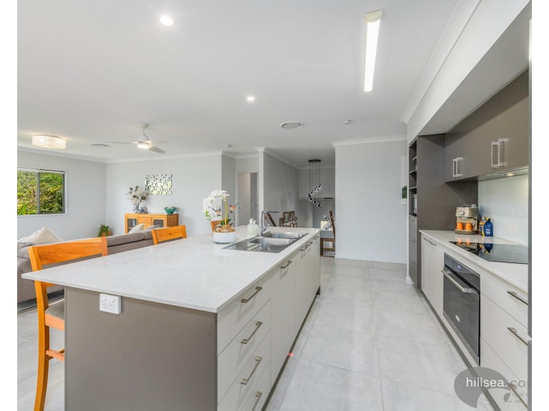 6 Middleham Fairway, Maudsland QLD 4210