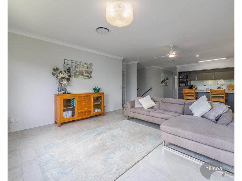 6 Middleham Fairway, Maudsland QLD 4210