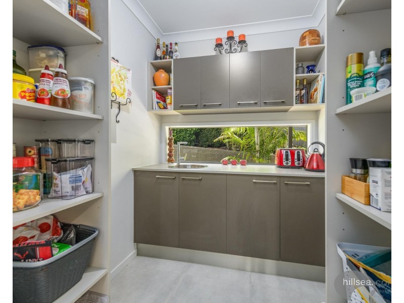 6 Middleham Fairway, Maudsland QLD 4210