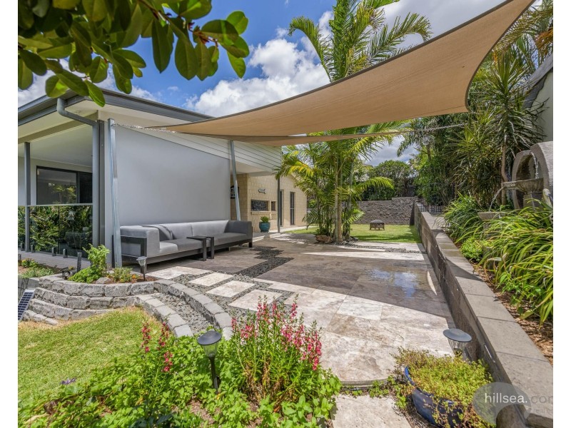 6 Middleham Fairway, Maudsland QLD 4210