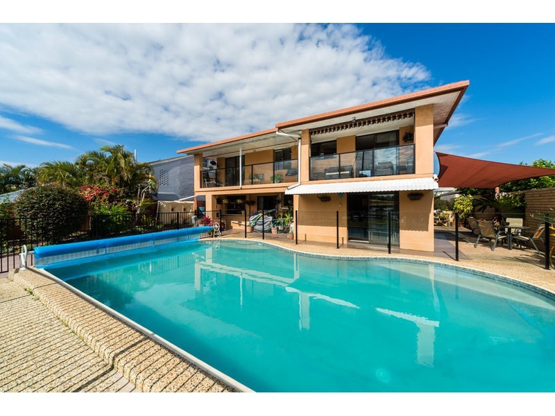 61 Oxley Drive, Paradise Point QLD 4216