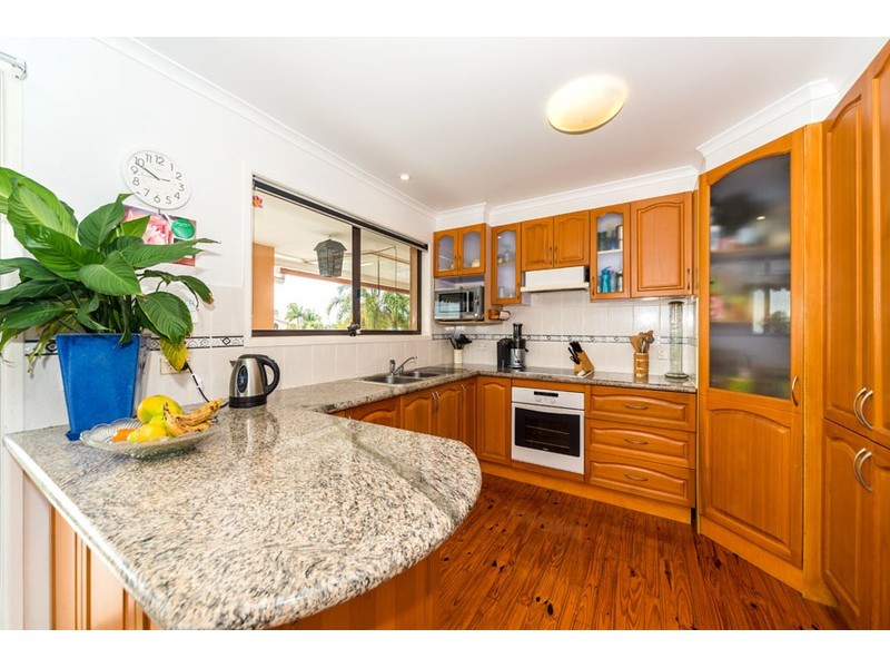 61 Oxley Drive, Paradise Point QLD 4216