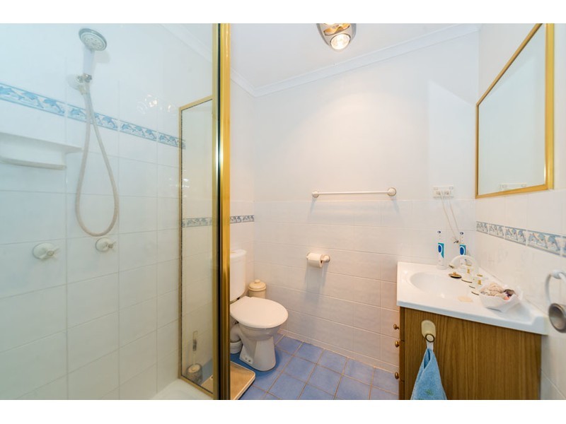 61 Oxley Drive, Paradise Point QLD 4216