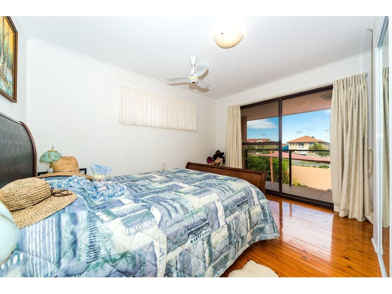 61 Oxley Drive, Paradise Point QLD 4216