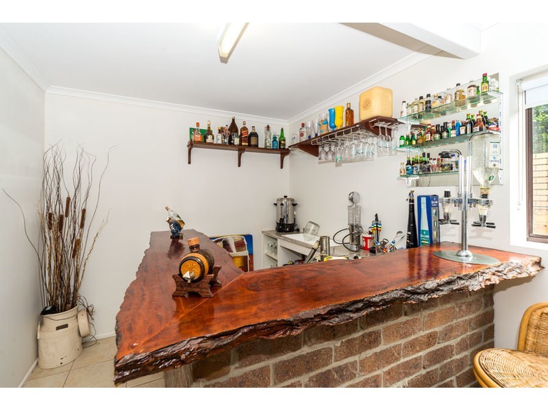 61 Oxley Drive, Paradise Point QLD 4216