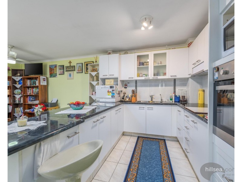 18/25 Ahern Street, Labrador QLD 4215