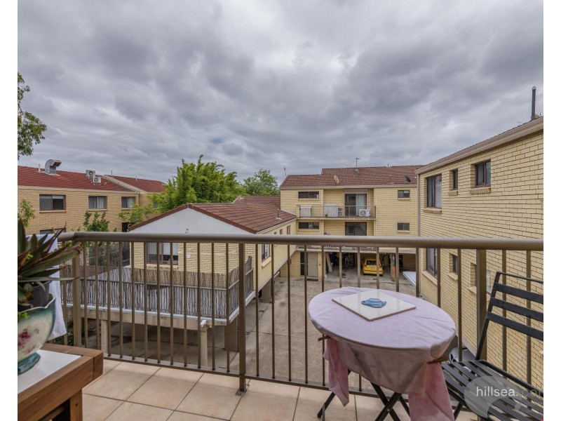 18/25 Ahern Street, Labrador QLD 4215