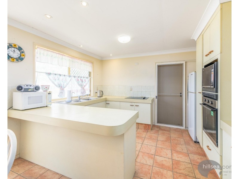 2/1 Penny Place, Arundel QLD 4214