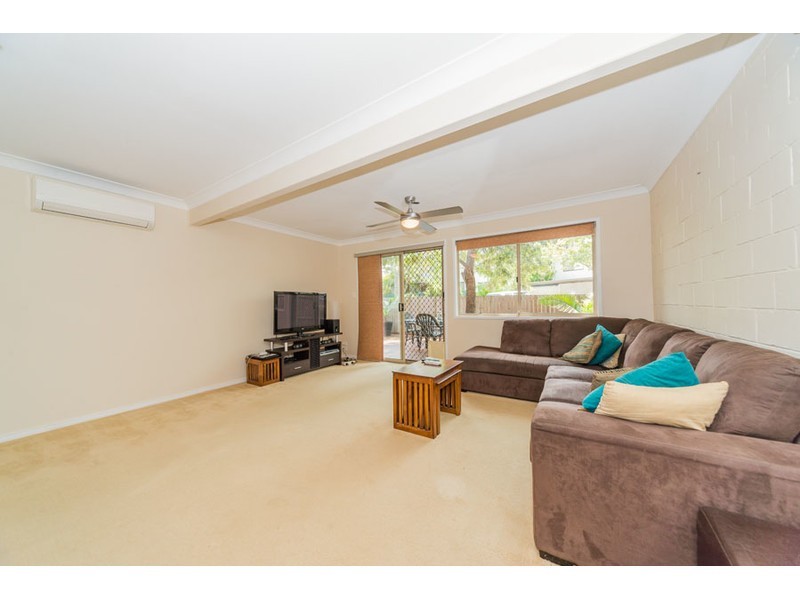 17/81 Olsen Avenue, Labrador QLD 4215