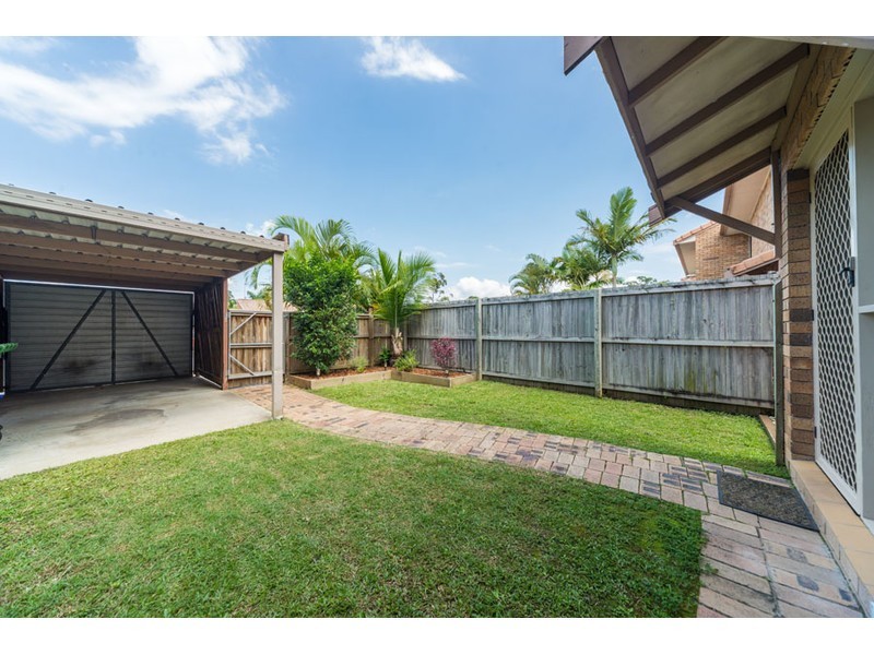 17/81 Olsen Avenue, Labrador QLD 4215