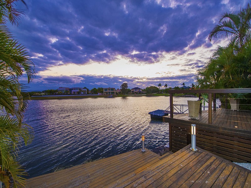 5 Serenity Boulevard, Helensvale QLD 4212