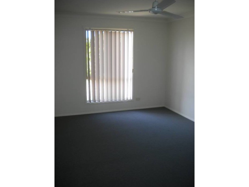 2/45 Harley Street, Labrador QLD 4215