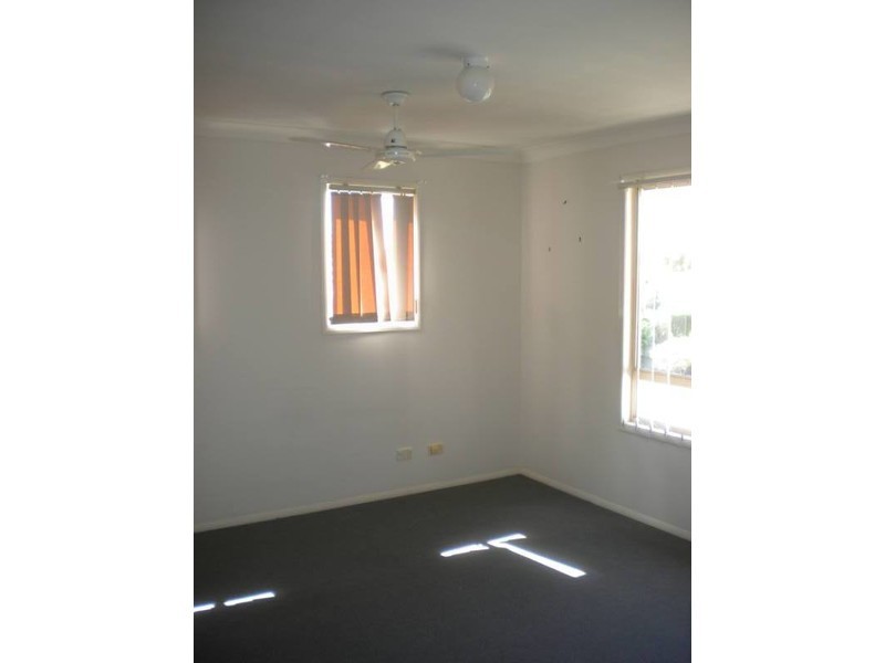 2/45 Harley Street, Labrador QLD 4215