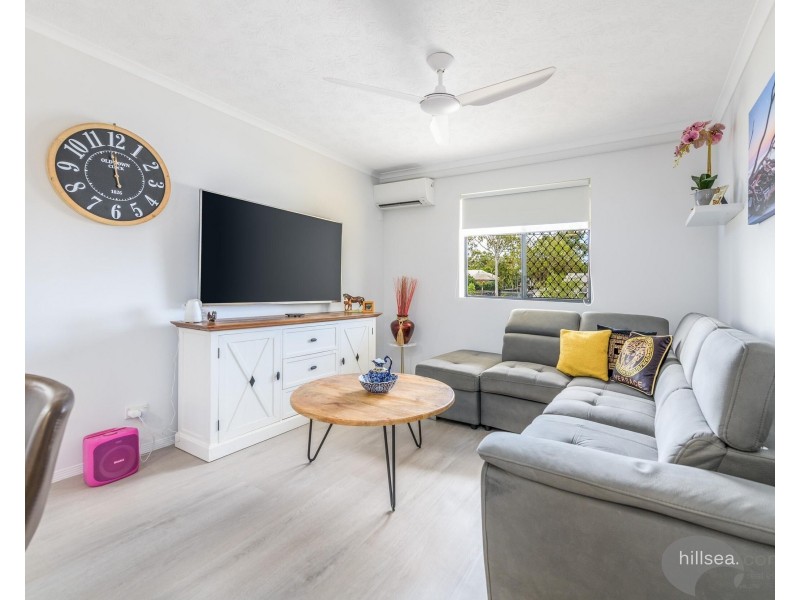 4/10-12 Bath Street, Labrador QLD 4215
