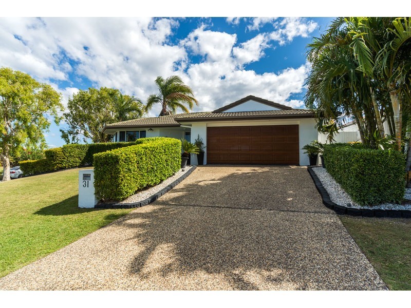 31 Monterey Keys Drive, Helensvale QLD 4212
