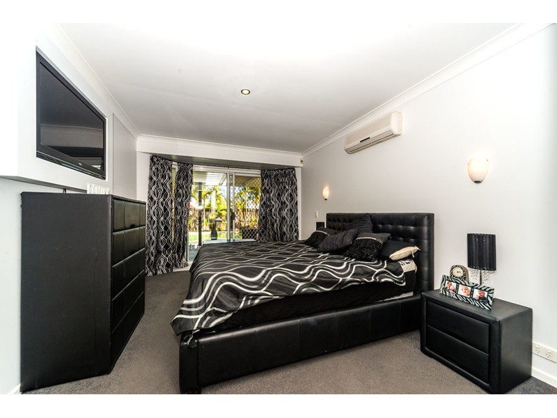 31 Monterey Keys Drive, Helensvale QLD 4212