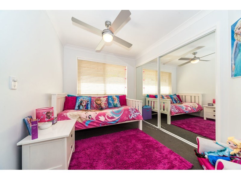 31 Monterey Keys Drive, Helensvale QLD 4212