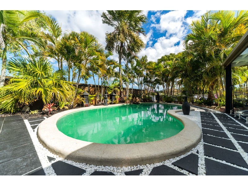 31 Monterey Keys Drive, Helensvale QLD 4212