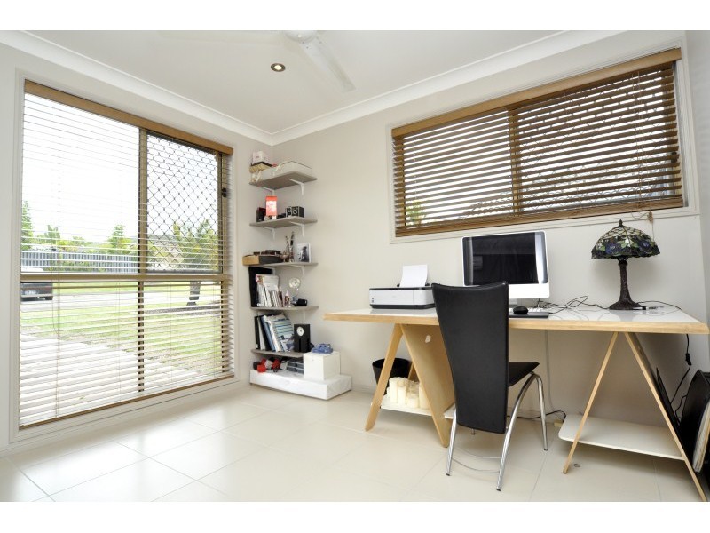 10 Grovedale Court, Parkwood QLD 4214