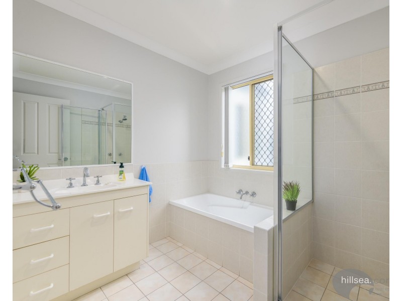 1 Tranter Place, Coombabah QLD 4216