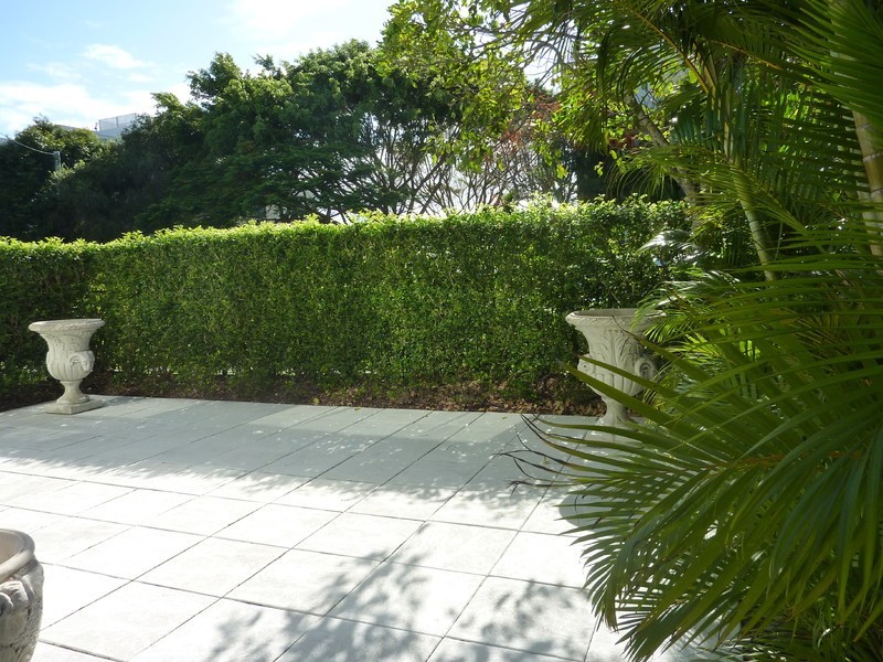 1/20 Madang Crescent, Runaway Bay QLD 4216