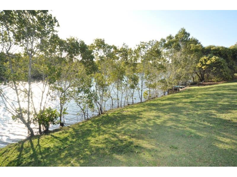 61 The Estuary, Coombabah QLD 4216