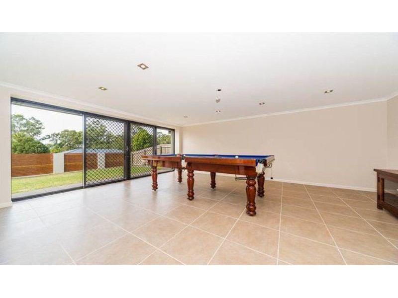 216 Discovery Drive, Helensvale QLD 4212