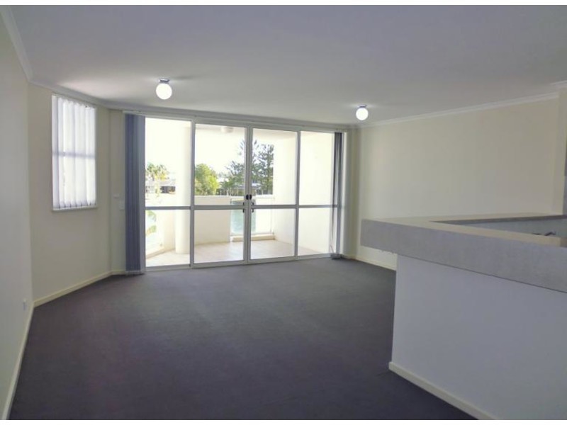 16/52 Back Street, Biggera Waters QLD 4216