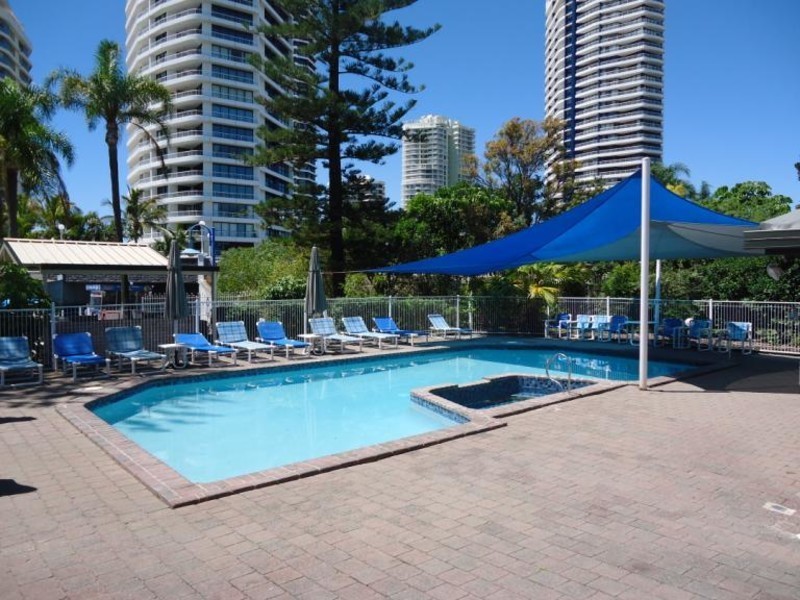 28/37 Bayview Street, Runaway Bay QLD 4216