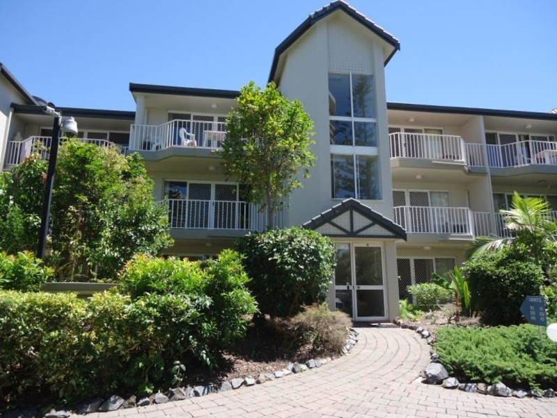 28/37 Bayview Street, Runaway Bay QLD 4216