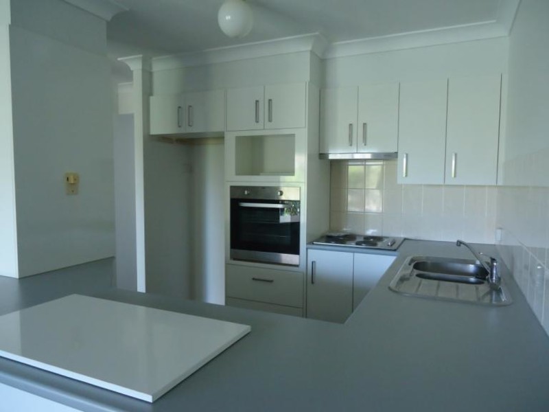 28/37 Bayview Street, Runaway Bay QLD 4216