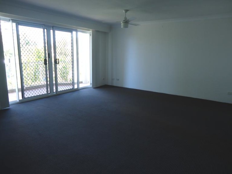 28/37 Bayview Street, Runaway Bay QLD 4216