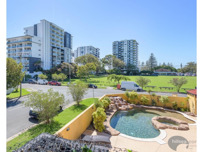 15/10-12 Bath Street, Labrador QLD 4215