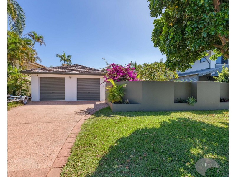 64 O’Grady Drive, Paradise Point QLD 4216