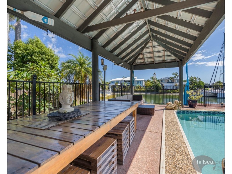 64 O’Grady Drive, Paradise Point QLD 4216