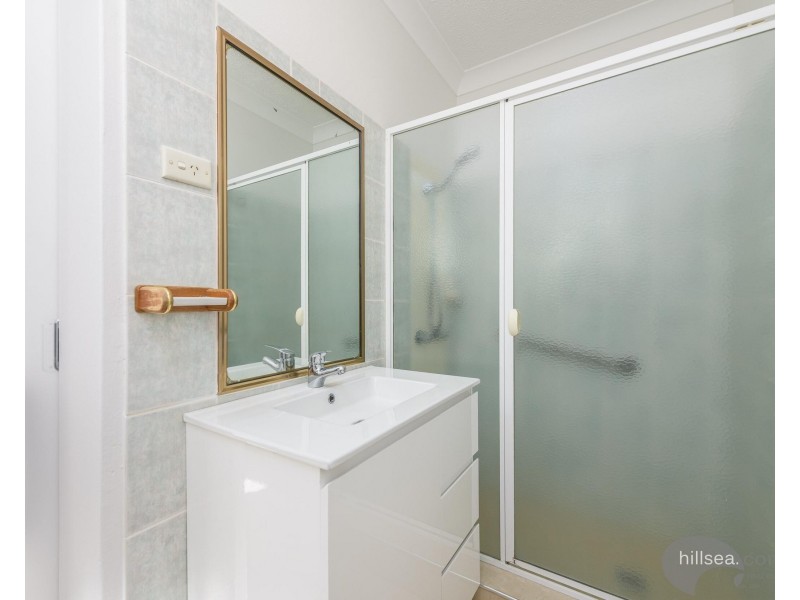 64 O’Grady Drive, Paradise Point QLD 4216