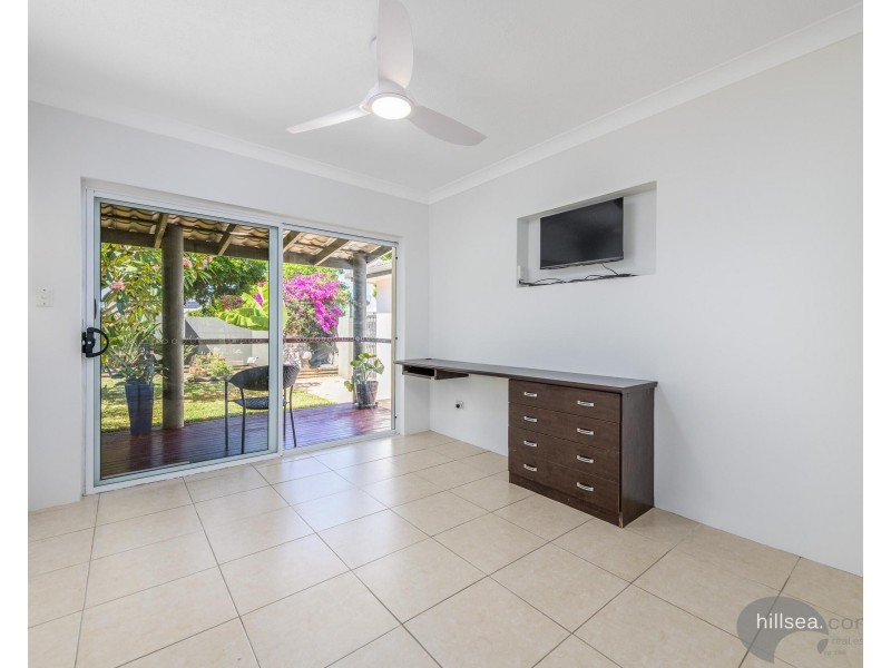 64 O’Grady Drive, Paradise Point QLD 4216
