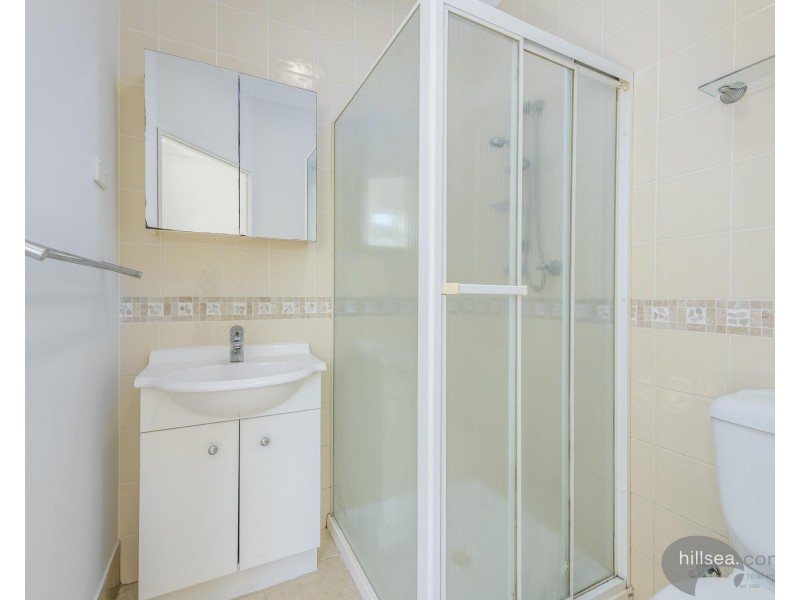 64 O’Grady Drive, Paradise Point QLD 4216