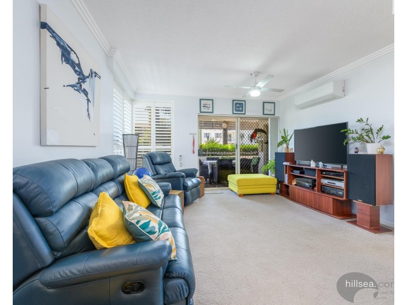 2/2 Oleander Avenue, Biggera Waters QLD 4216