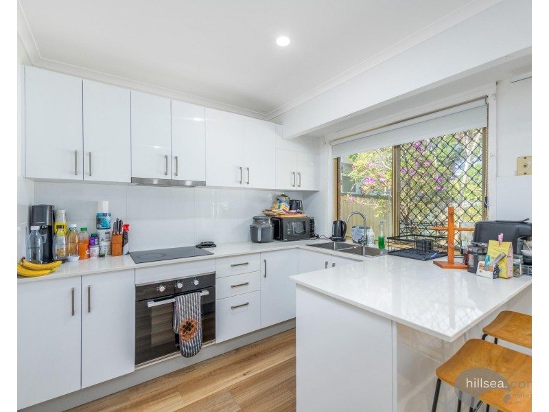 1/18 Orkney Place, Labrador QLD 4215