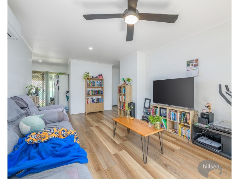 1/18 Orkney Place, Labrador QLD 4215