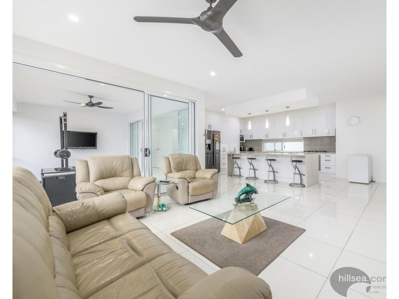 38 Deagon Drive, Runaway Bay QLD 4216