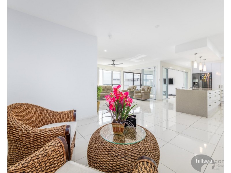 38 Deagon Drive, Runaway Bay QLD 4216