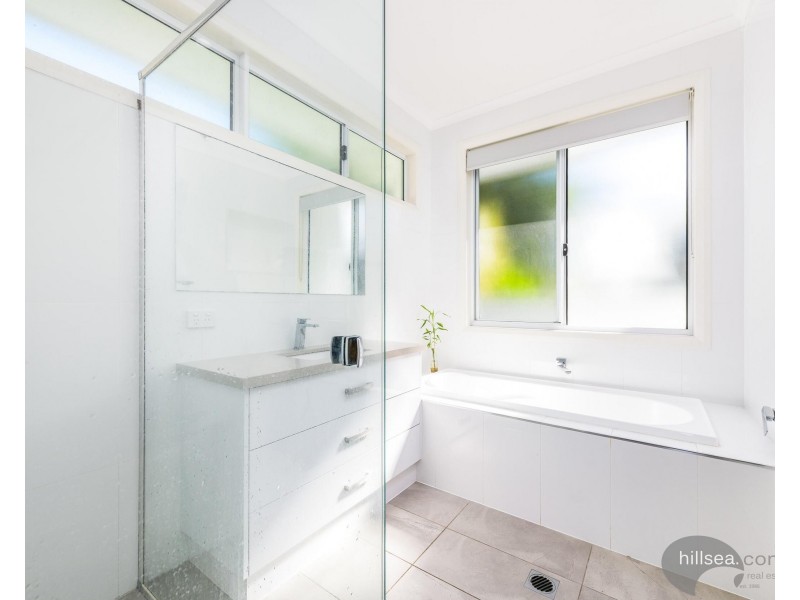 38 Deagon Drive, Runaway Bay QLD 4216