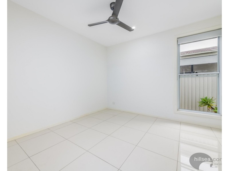 38 Deagon Drive, Runaway Bay QLD 4216