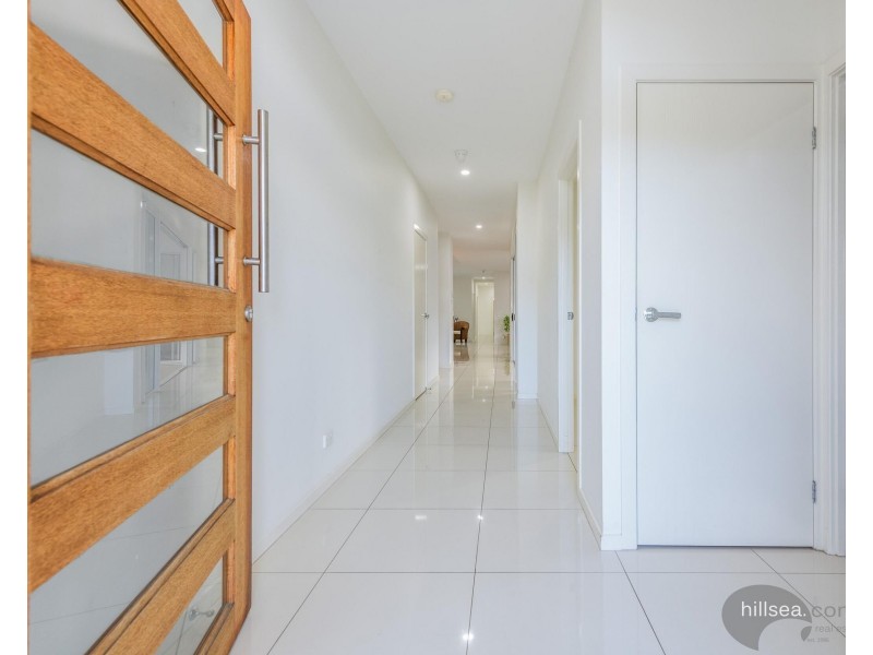 38 Deagon Drive, Runaway Bay QLD 4216
