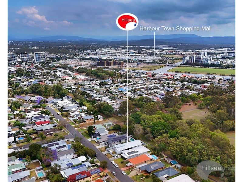 38 Deagon Drive, Runaway Bay QLD 4216
